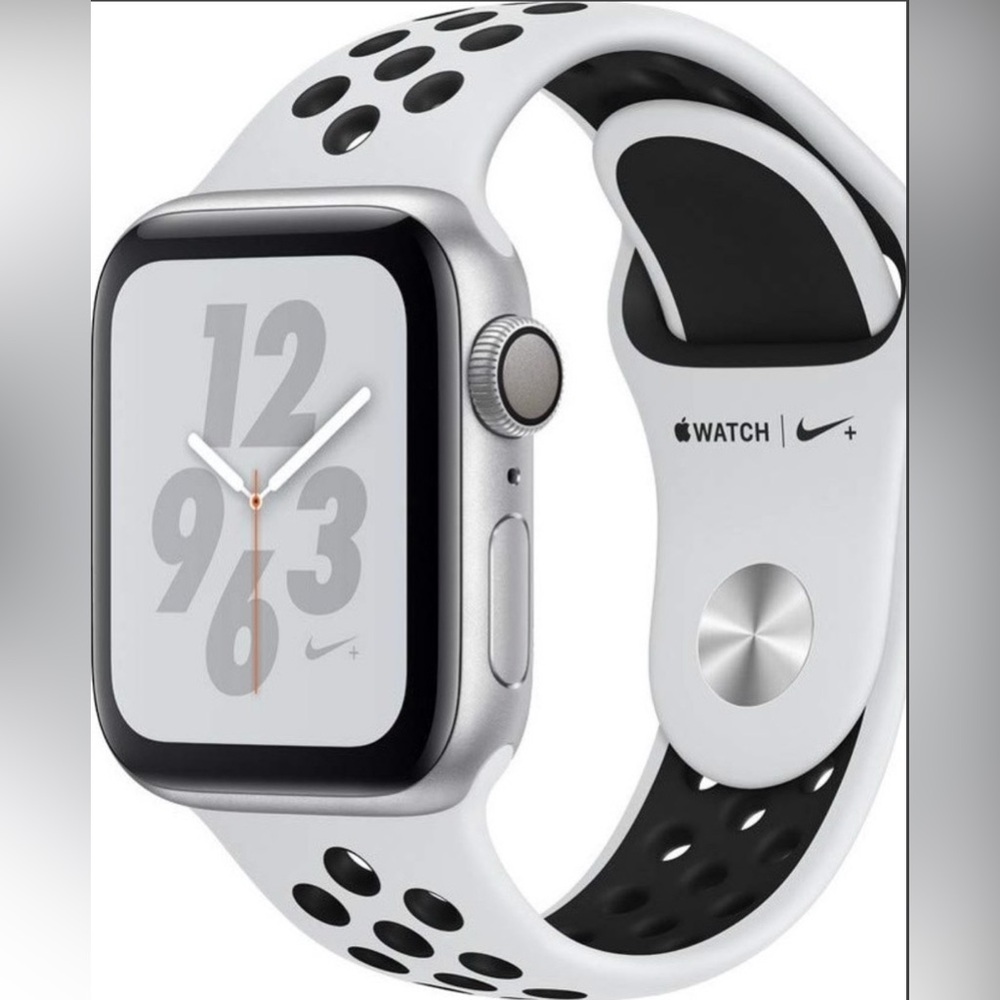 NWT Genuine Apple Pure Platinum/Black Nike Sport Band Watch Band 44MM